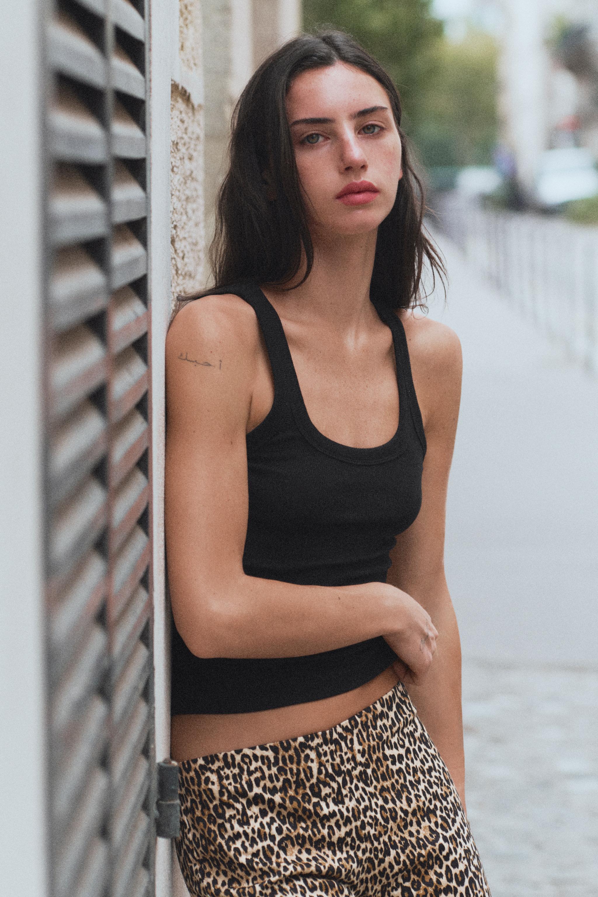 PANTALON CAPRI À IMPRIMÉ ANIMALIER
